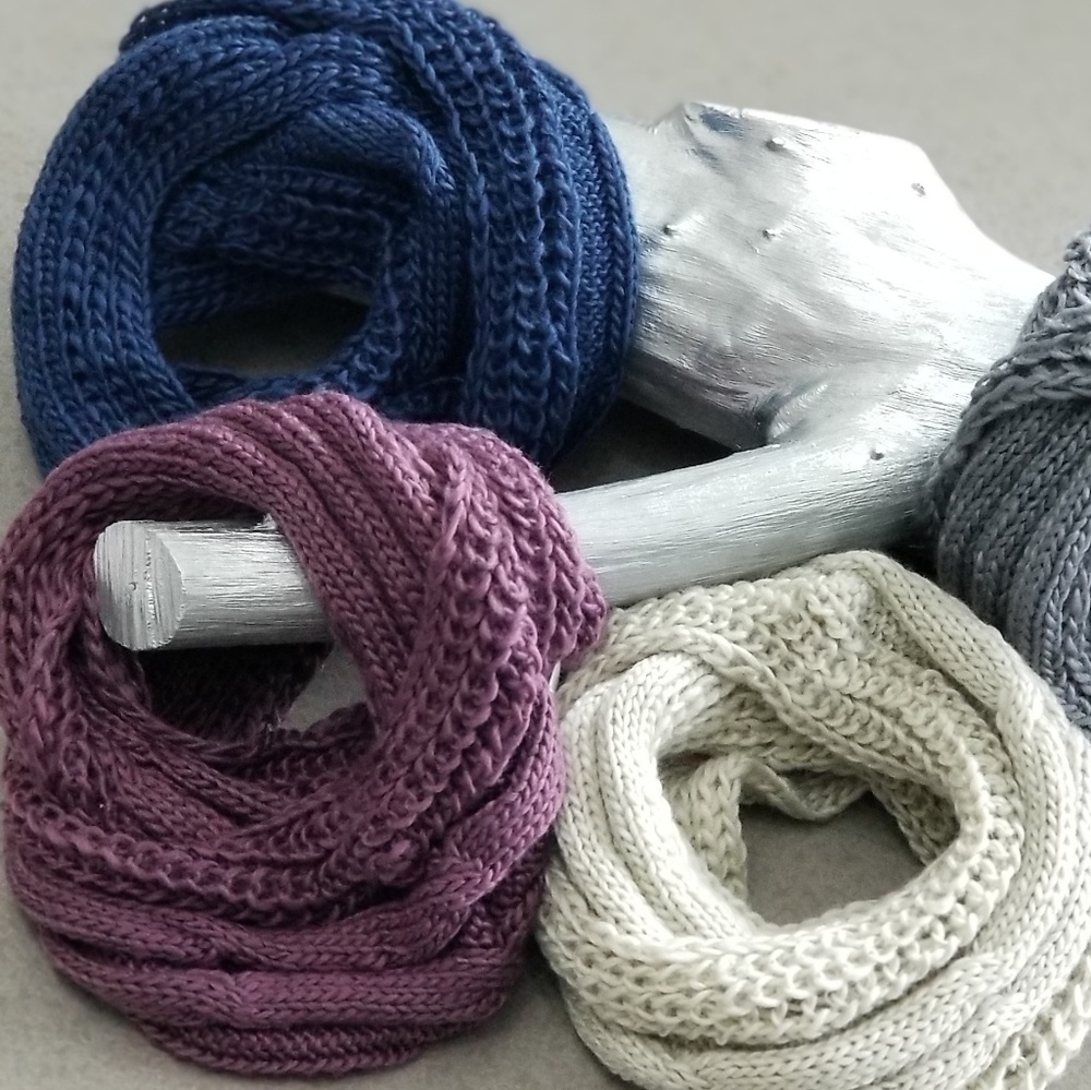 Purple Knit Infinity Scarf - Picture 4 of 4